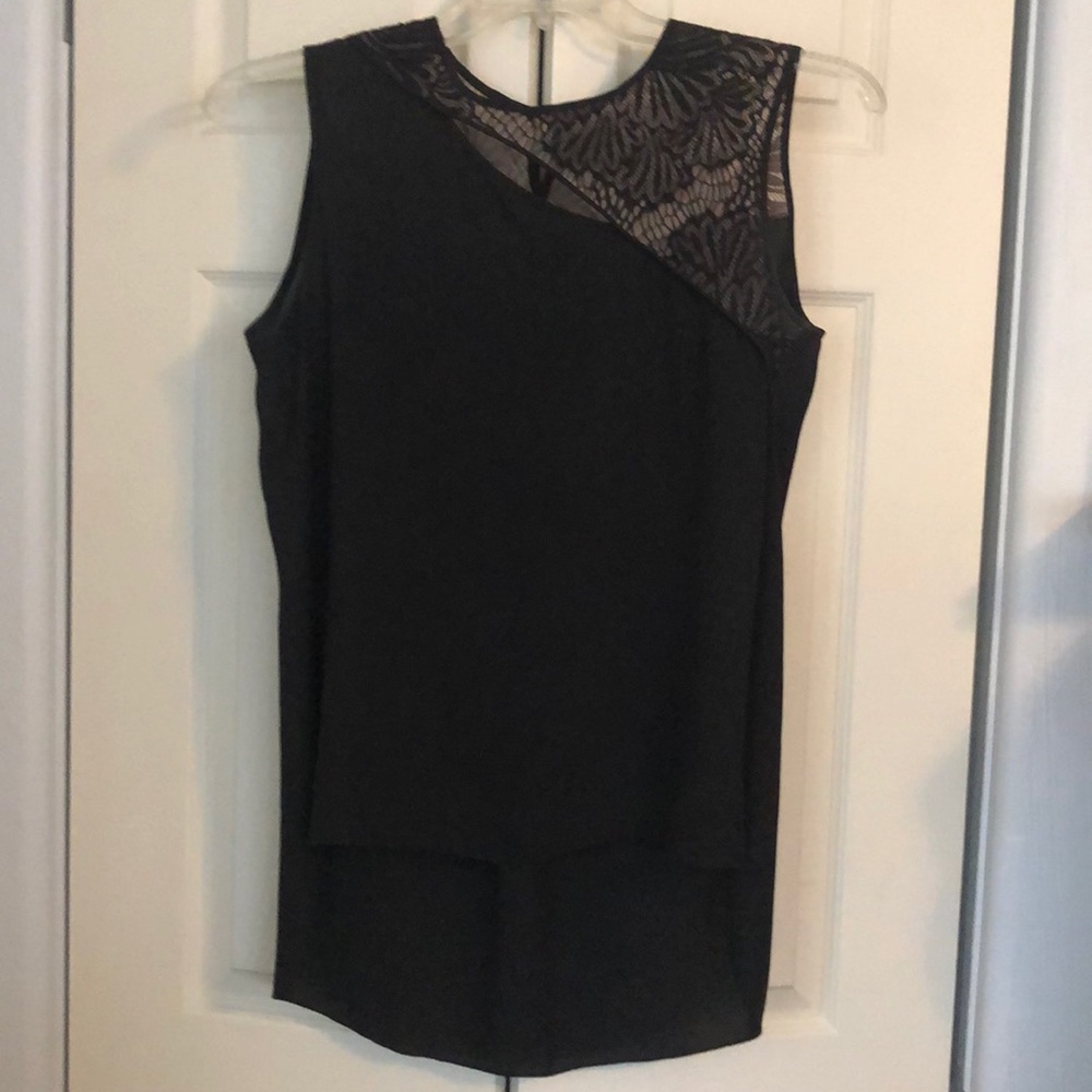 Polyester sleeveless blouse